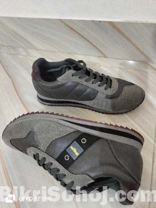 Blauer Sneakers, Size 41